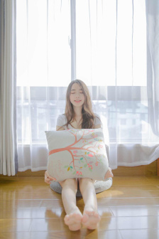 邻居的妻子